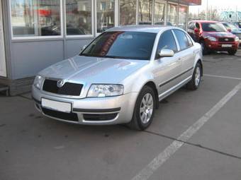 2003 Skoda Superb Photos