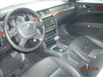 2008 Skoda Superb Photos