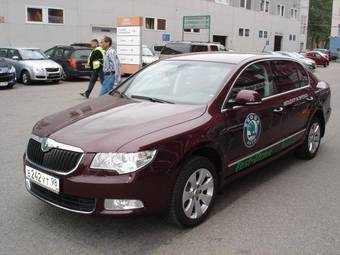 2009 Skoda Superb Pictures