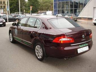 2009 Skoda Superb Pics