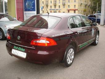 2009 Skoda Superb Pictures