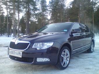 2010 Skoda Superb Photos