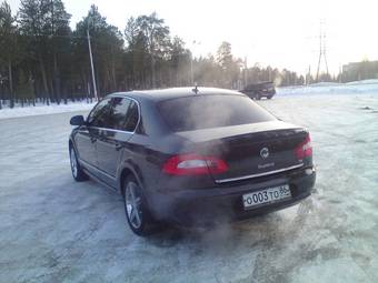 2010 Skoda Superb Pictures