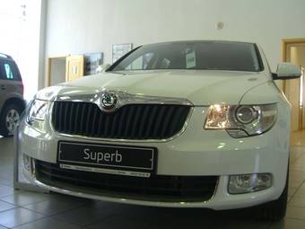 2012 Skoda Superb Photos