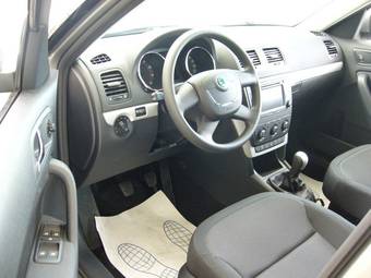 2010 Skoda Yeti Pictures
