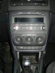 2010 Skoda Yeti Pictures