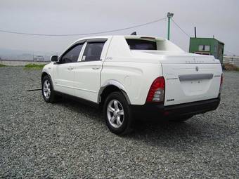 2008 SsangYong Actyon Pictures