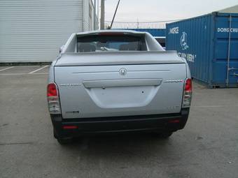 2009 SsangYong Actyon Pictures
