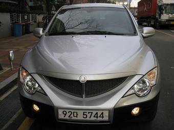 2009 SsangYong Actyon Photos