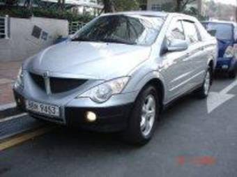 2010 SsangYong Actyon Photos