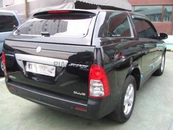 2010 SsangYong Actyon Photos