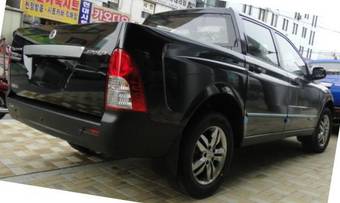 2010 SsangYong Actyon Pictures