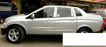 2010 SsangYong Actyon Photos
