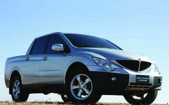 2010 SsangYong Actyon Photos