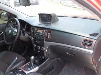 2012 SsangYong Actyon Pictures