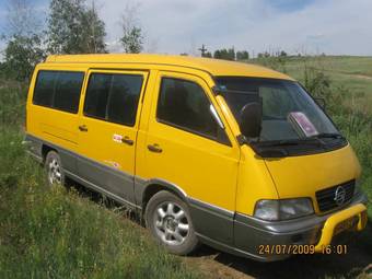 1998 SsangYong Istana Pictures