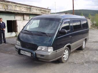 1999 SsangYong Istana Photos