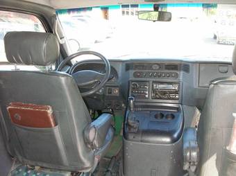 1999 SsangYong Istana Pictures