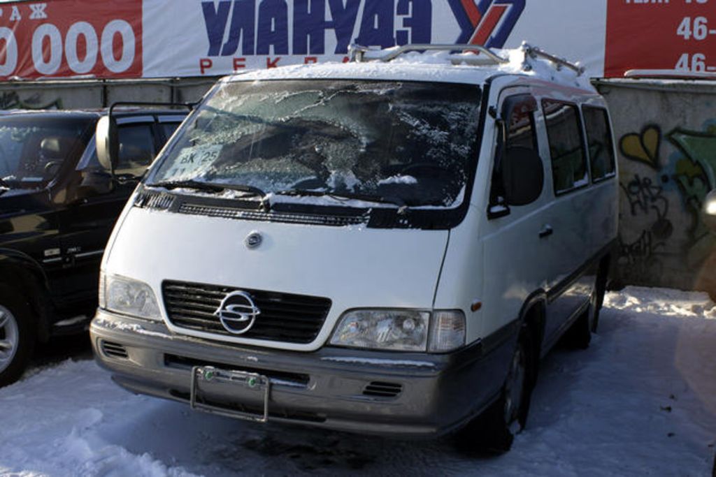 2002 SsangYong Istana