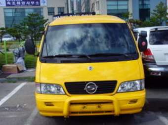 2002 SsangYong Istana Pics