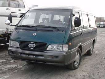 2002 SsangYong Istana Pictures