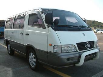 2003 SsangYong Istana