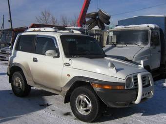 2002 SsangYong Korando Pictures
