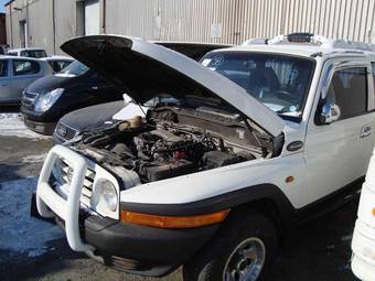2002 SsangYong Korando Pictures