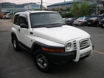 2002 SsangYong Korando Photos