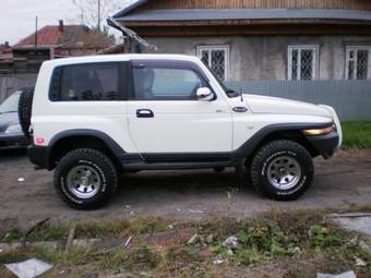 2002 SsangYong Korando Pictures