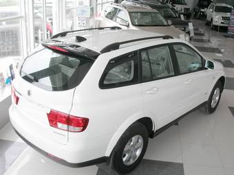 2011 SsangYong Kyron Photos