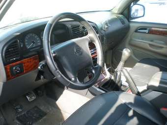 2002 SsangYong Musso Pics
