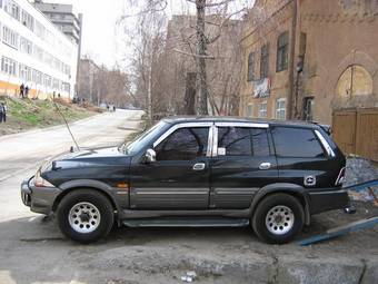 2002 SsangYong Musso Pics