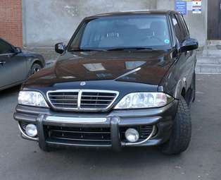 2004 SsangYong Musso Images