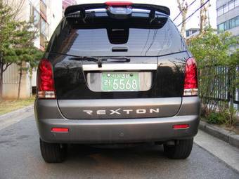 2002 SsangYong Rexton Pictures