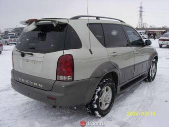 2002 SsangYong Rexton Pictures