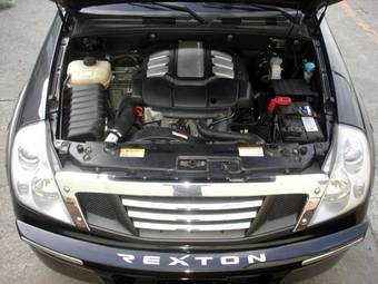 2002 SsangYong Rexton Pictures