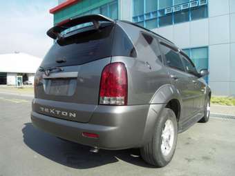 2003 SsangYong Rexton Photos