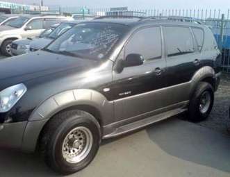 2003 SsangYong Rexton Photos