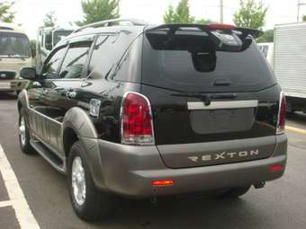 2003 SsangYong Rexton Pictures