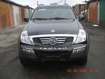 2003 SsangYong Rexton Photos