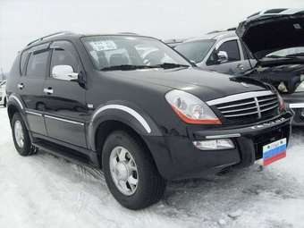 2004 SsangYong Rexton Photos