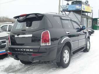 2004 SsangYong Rexton Pictures
