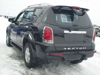 2004 SsangYong Rexton Photos