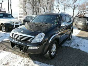 2004 SsangYong Rexton Photos