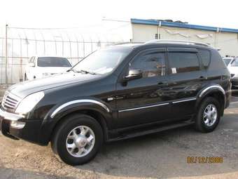 2004 SsangYong Rexton Photos