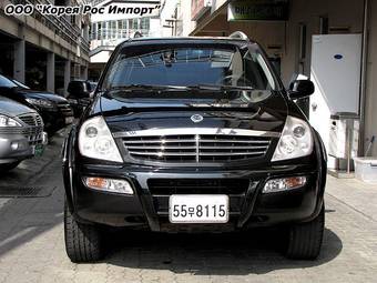 2004 SsangYong Rexton Photos