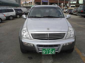 2004 SsangYong Rexton Photos