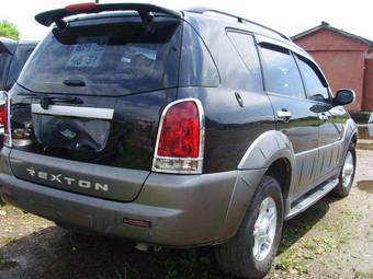 2004 SsangYong Rexton Pictures