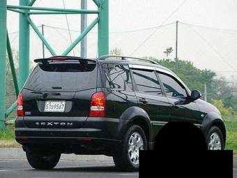 2008 SsangYong Rexton Pictures